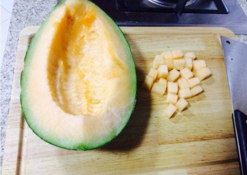 鱼儿吃哈密瓜好吗视频大全,趣味视频大盘点